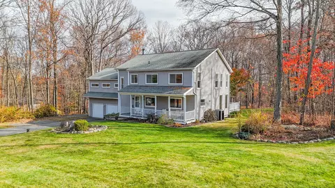 7 Farmwood Dr, Prospect, CT 06712