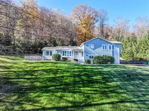 1 Mary Bee Ln, Sherman, CT 06784