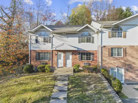 24 Blueridge Dr #U2, Waterbury, CT 06704