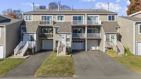 720 Robert Frost Dr #720, Branford, CT 06405
