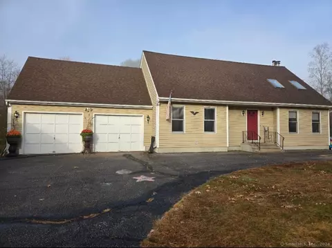 82 Fayban-woodstock Rd, Thompson, CT 06255