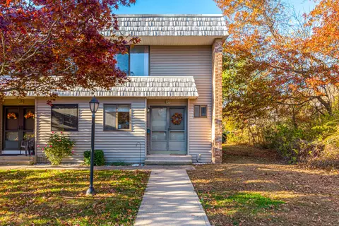 25 Briar Ct #25, Cromwell, CT 06416