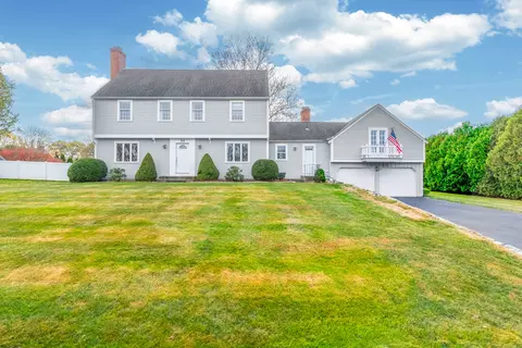 24 Butternut Cir, Wethersfield, CT 06109