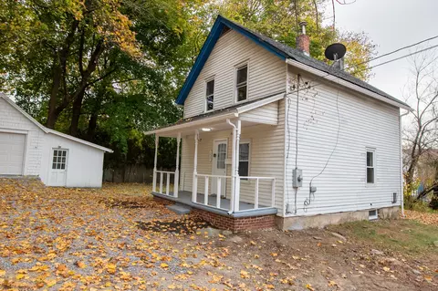 27 Bitgood Vlg, Moosup, CT 06354