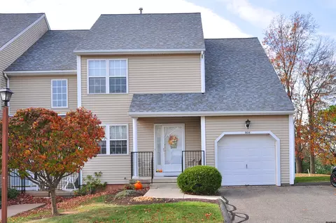 804 Gray Fox Ln #804, Rocky Hill, CT 06067