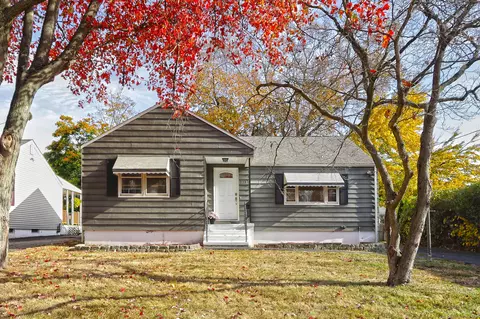 227 Jones Hill Rd, West Haven, CT 06516