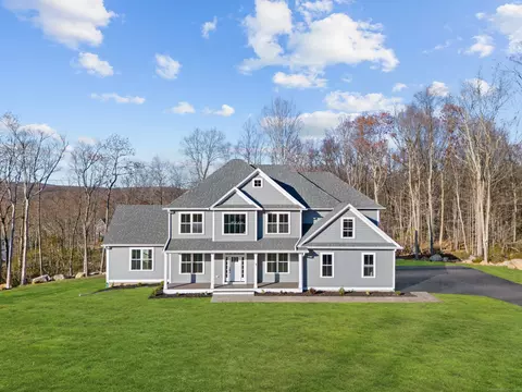 1 Copley Rd, Higganum, CT 06441
