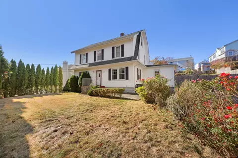 125 Kaechele Pl, Bridgeport, CT 06606