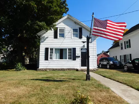 194 Mechanic St, Killingly, CT 06239