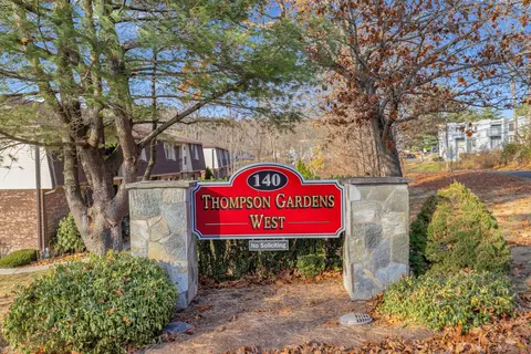 140 Thompson St #17B, East Haven, CT 06513