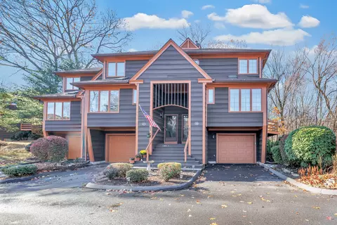 20 Crow Nest Hl #20, Shelton, CT 06484