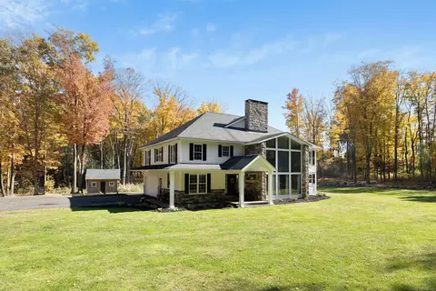 Undisclosed, Berlin, CT 06037