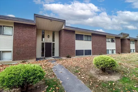 229 Bacon Pond Rd #412, Woodbury, CT 06798