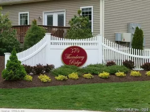 370 Emmett St #370, Bristol, CT 06010
