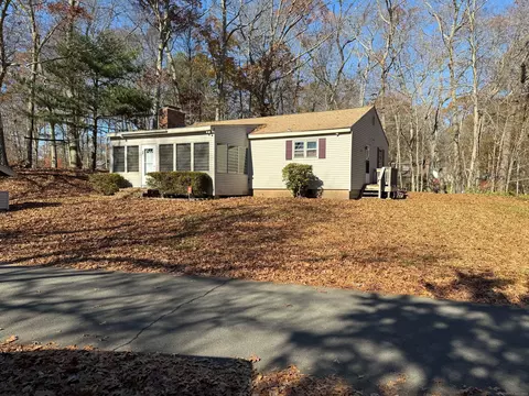 55 Dogwood Rd, East Haddam, CT 06469