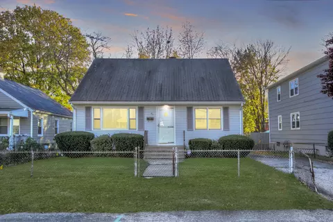 45 Grandview Ave, Bridgeport, CT 06606