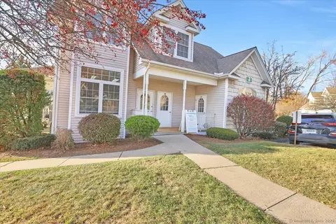 2 Pasco Dr #B, East Windsor, CT 06088