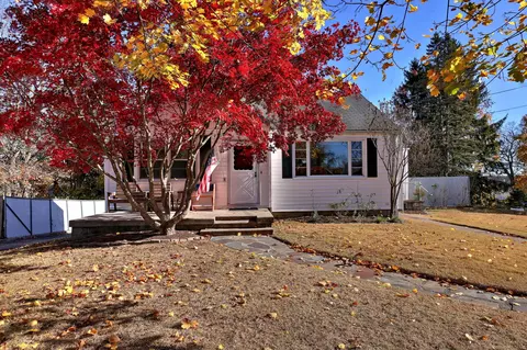 51 Harold Ave, Derby, CT 06418