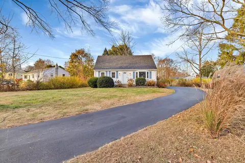 189 Browning Rd, Norwich, CT 06360