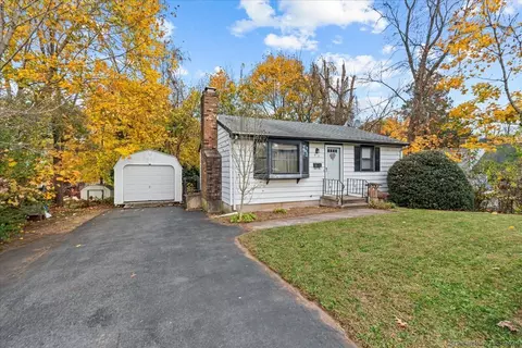 322 Prospect Ave, Meriden, CT 06451