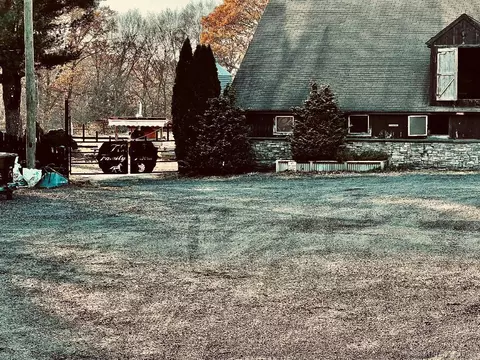 918 Wheelers Farms Rd, Milford, CT 06461
