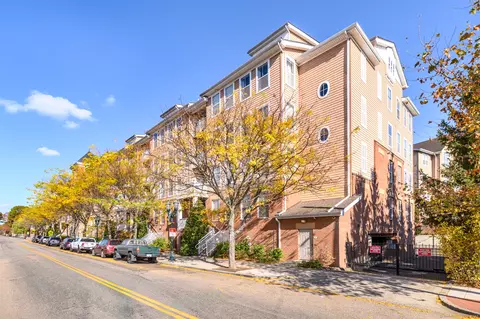 25 Adams Ave #413, Stamford, CT 06902