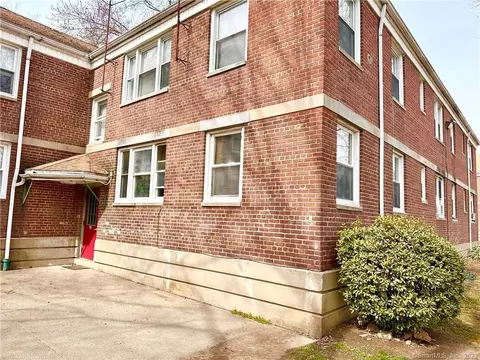 350 Success Avenue Bldg 89 Ave #27, Bridgeport, CT 06610