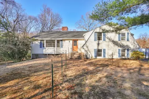 661 Chestnut Hill Rd, Glastonbury, CT 06033