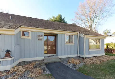 460 Heritage Vlg #B, Southbury, CT 06488