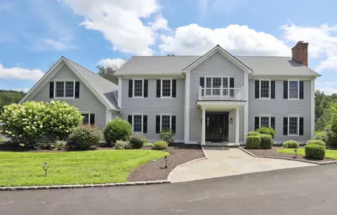 710 Redding Rd, Redding, CT 06896