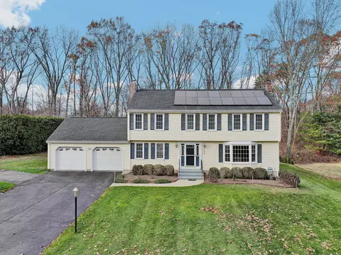 417 Olde Stage Rd, Glastonbury, CT 06033