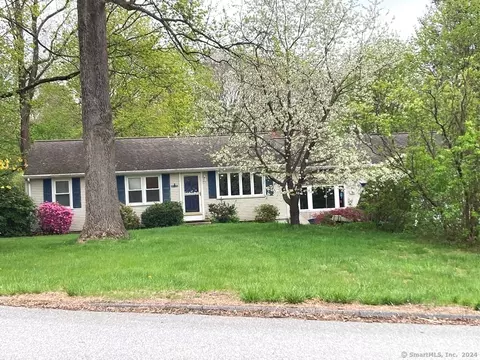 272 Gorman Rd, Brooklyn, CT 06234