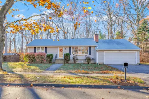 155 Luanne Rd, Stratford, CT 06614