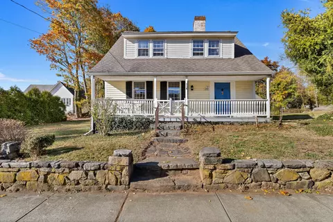 254 Boston St, Guilford, CT 06437