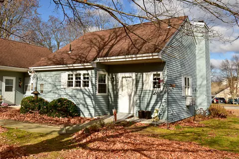 401 Lady Bug Ln #401, Vernon, CT 06066