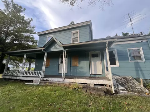 8-10 Rimmon St, Seymour, CT 06483