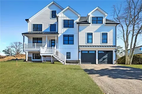 28 Hilldale Ct, Milford, CT 06460