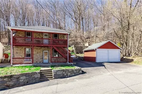 73 Woodbridge Ave, Ansonia, CT 06401