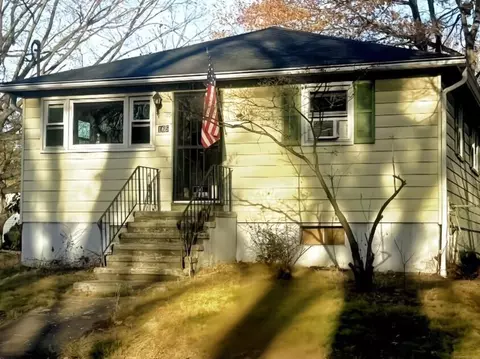 165 Stevens Ave, West Haven, CT 06516