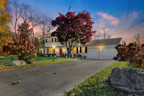 235 Skyview Dr, Stamford, CT 06902