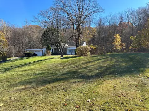 59 Totoket Rd, North Branford, CT 06471
