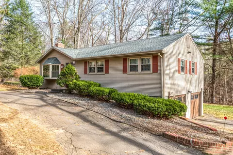 36 Luchon Rd, Willington, CT 06279
