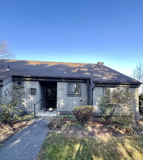 332 Heritage Vlg #B, Southbury, CT 06488