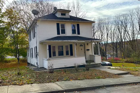 14 Yantic St, Norwich, CT 06360