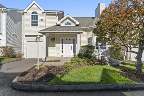 168 Colonial Rd #5, Stamford, CT 06906