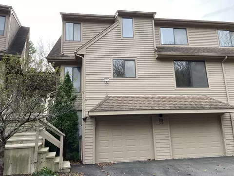 200 Treadwell St #309, Hamden, CT 06517