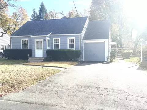 62 Hayward Rd, Hamden, CT 06514