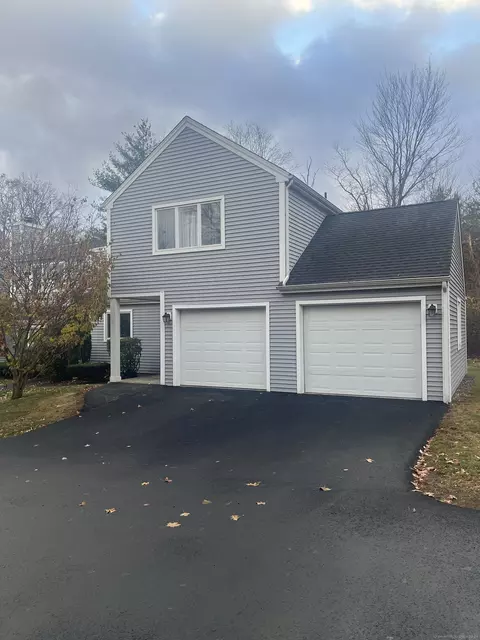1 Winchester Ct #1, Farmington, CT 06032