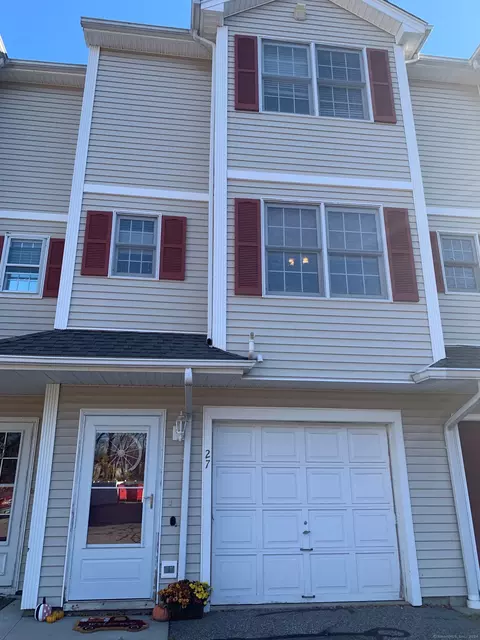 27 East Ct #27, Derby, CT 06418