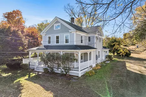 24 Grove St, Portland, CT 06480